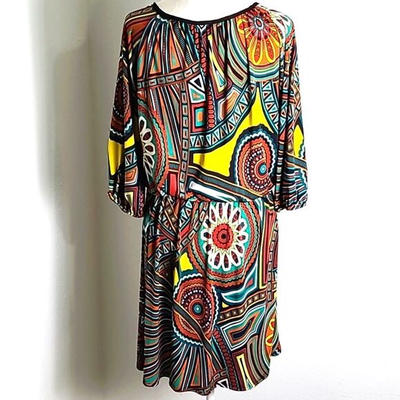 Luxe USA Colorful Abstract Art Jersey Dress, Size Large - Picture 7 of 9